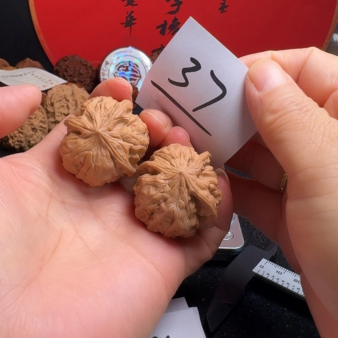 把件文玩核桃37雨花石三棱