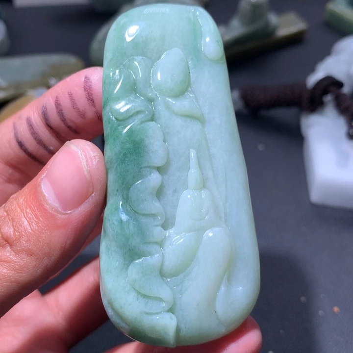 翡翠未镶嵌颈饰保真天然a货翡翠