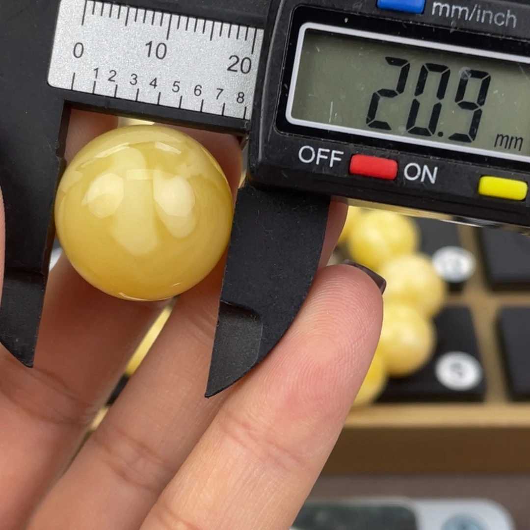 琥珀未镶嵌裸石蜜蜡336