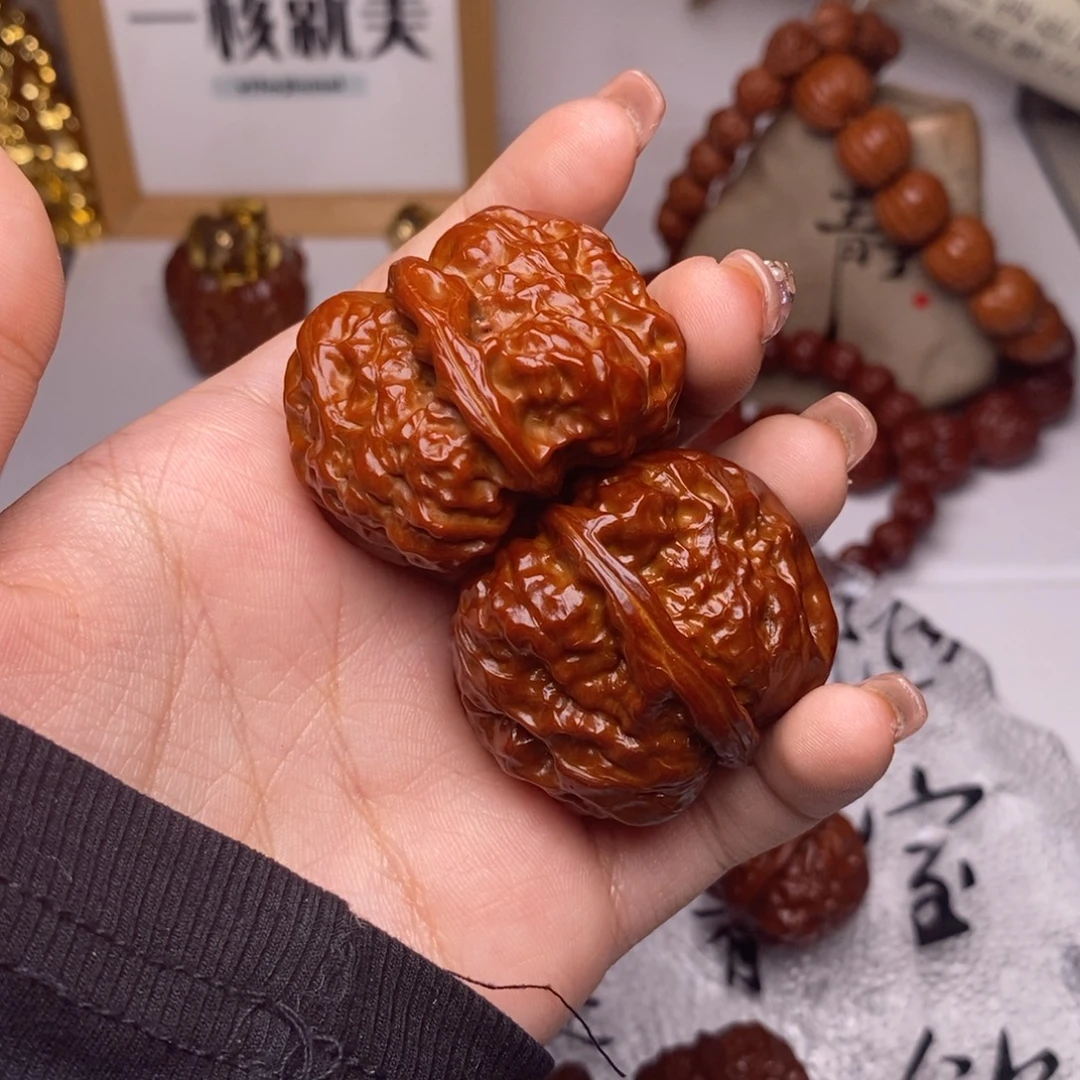 赖***王文玩核桃文玩核桃