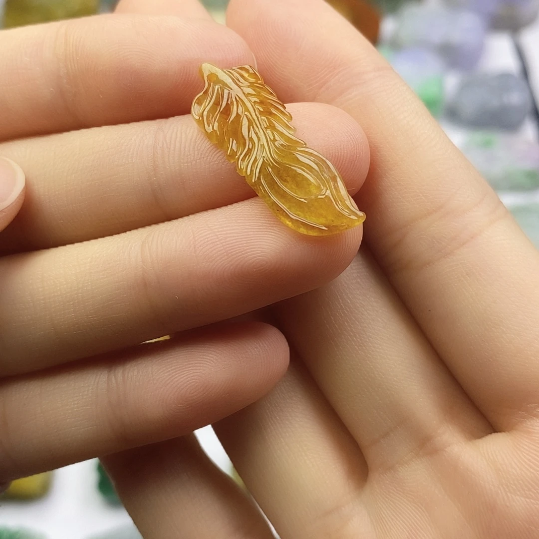 锦***岚颈饰未镶嵌翡翠貔貅