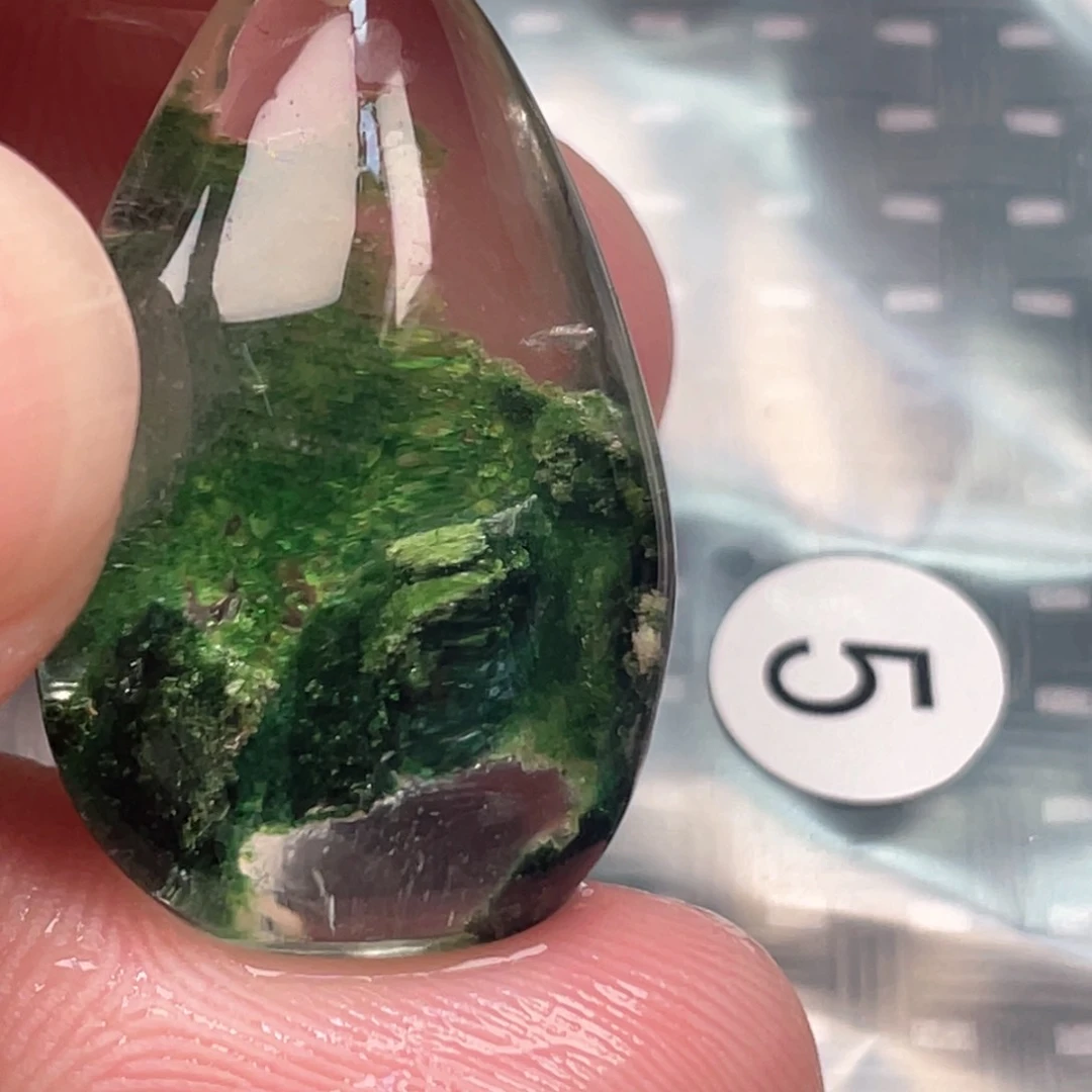 【闪购商品】颈饰未镶嵌水晶难***！