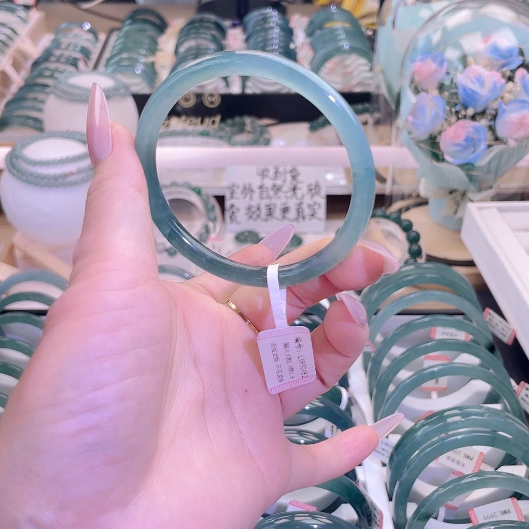 翡翠未镶嵌手镯54-55圈