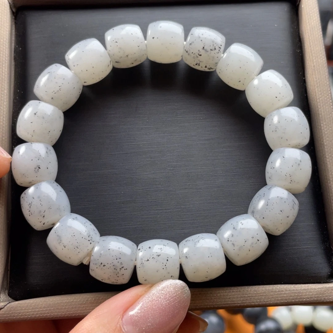 和田玉手串未镶嵌