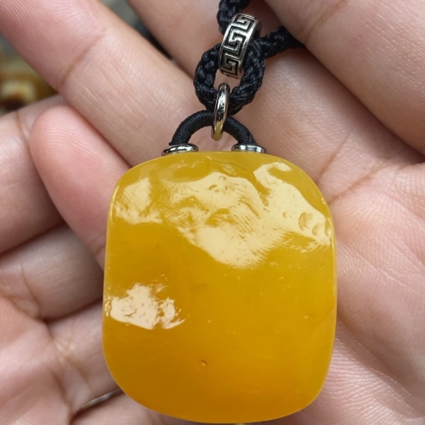 【闪购商品】未镶嵌颈饰琥珀