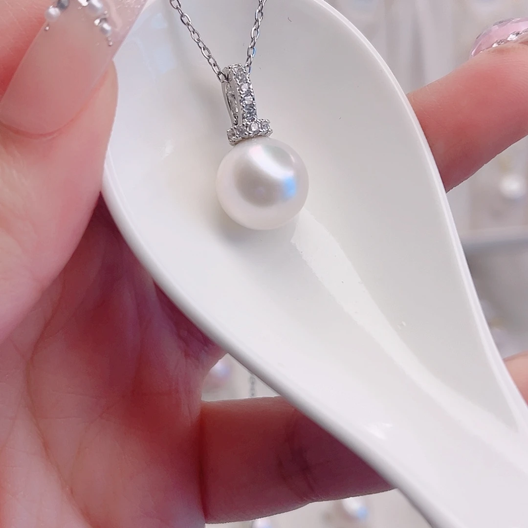 淡水珍珠吊坠(赠链)未镶嵌
