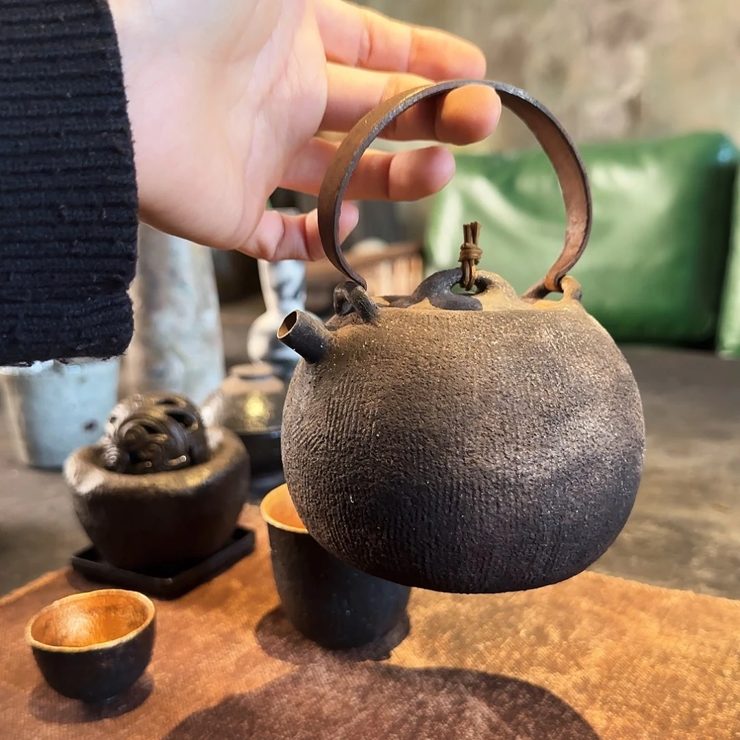 景德镇陶瓷艺术品手作?**子