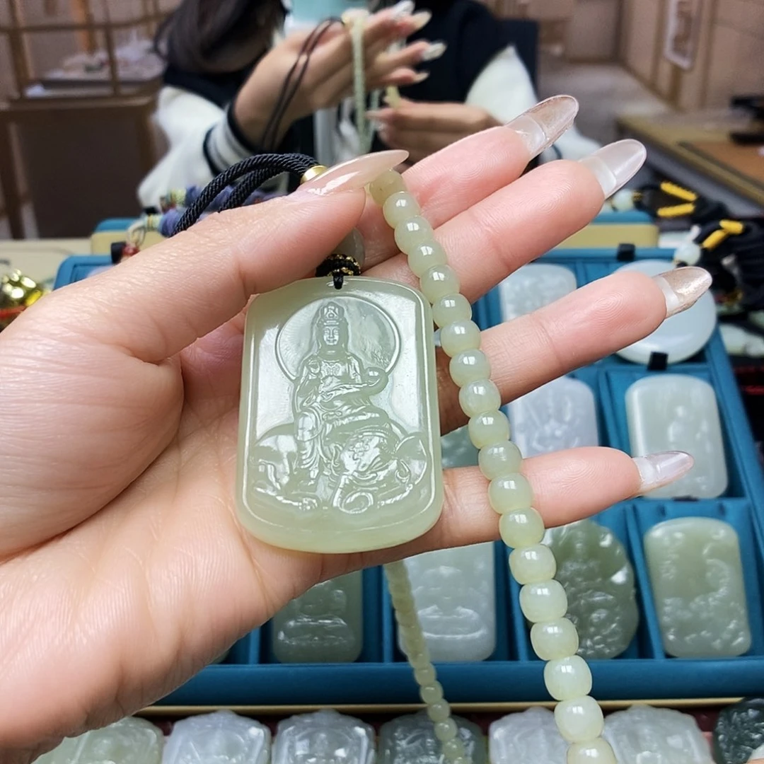 和田玉颈饰未镶嵌用****5