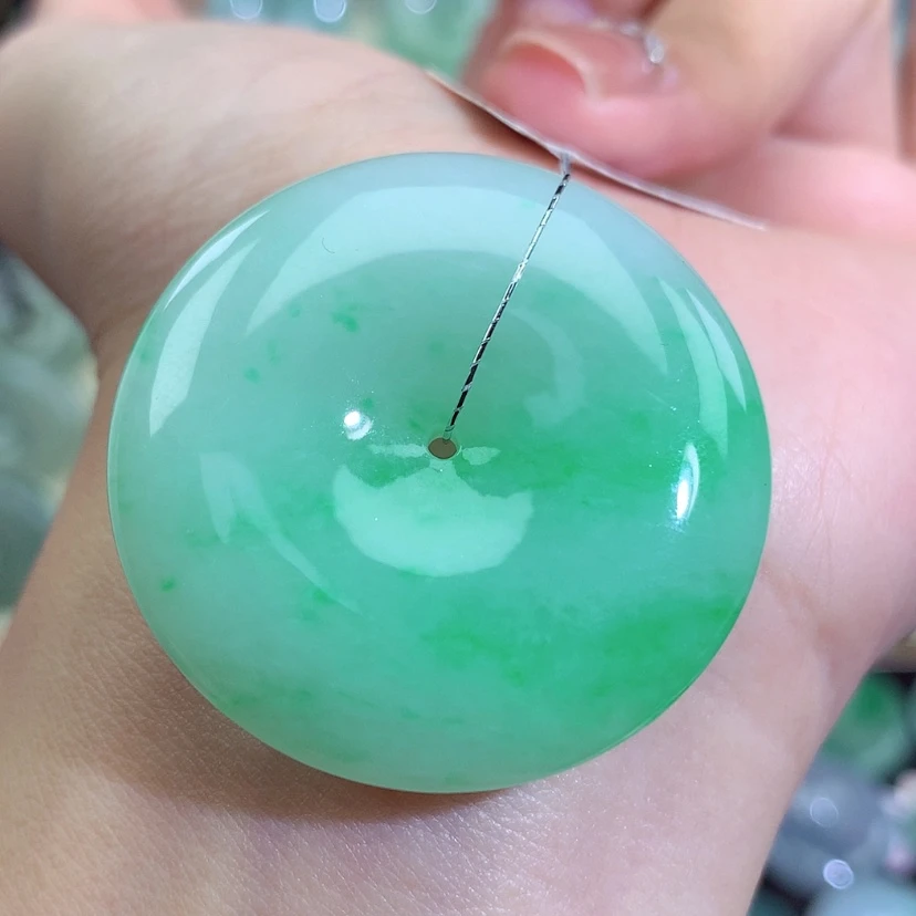 【闪购商品】翡翠未镶嵌吊坠(不含链)