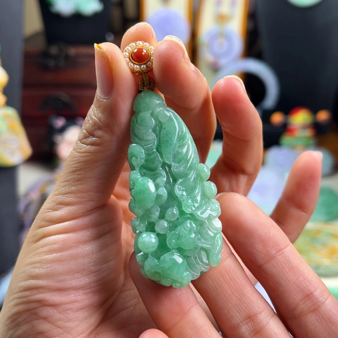 翡翠未镶嵌颈饰天然翡翠