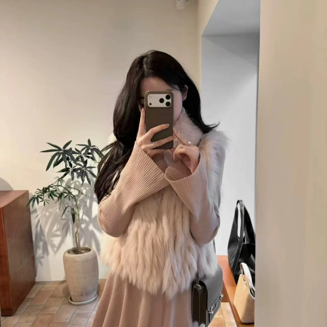 zearzz【 轻巧小裙】2025新款喇叭袖v领收腰针织毛衣连衣裙