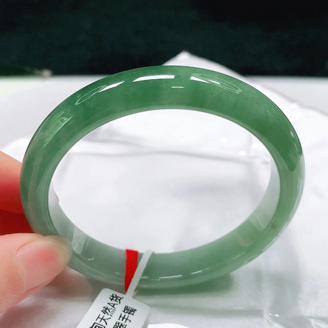 翡翠手镯未镶嵌37 号翡翠手镯