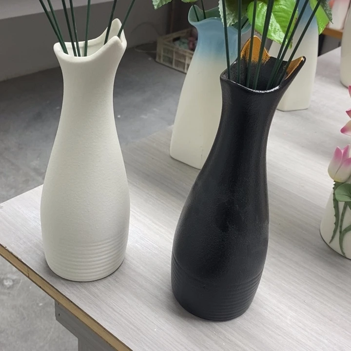 陶瓷陶瓷材料花瓶颜色自己备注