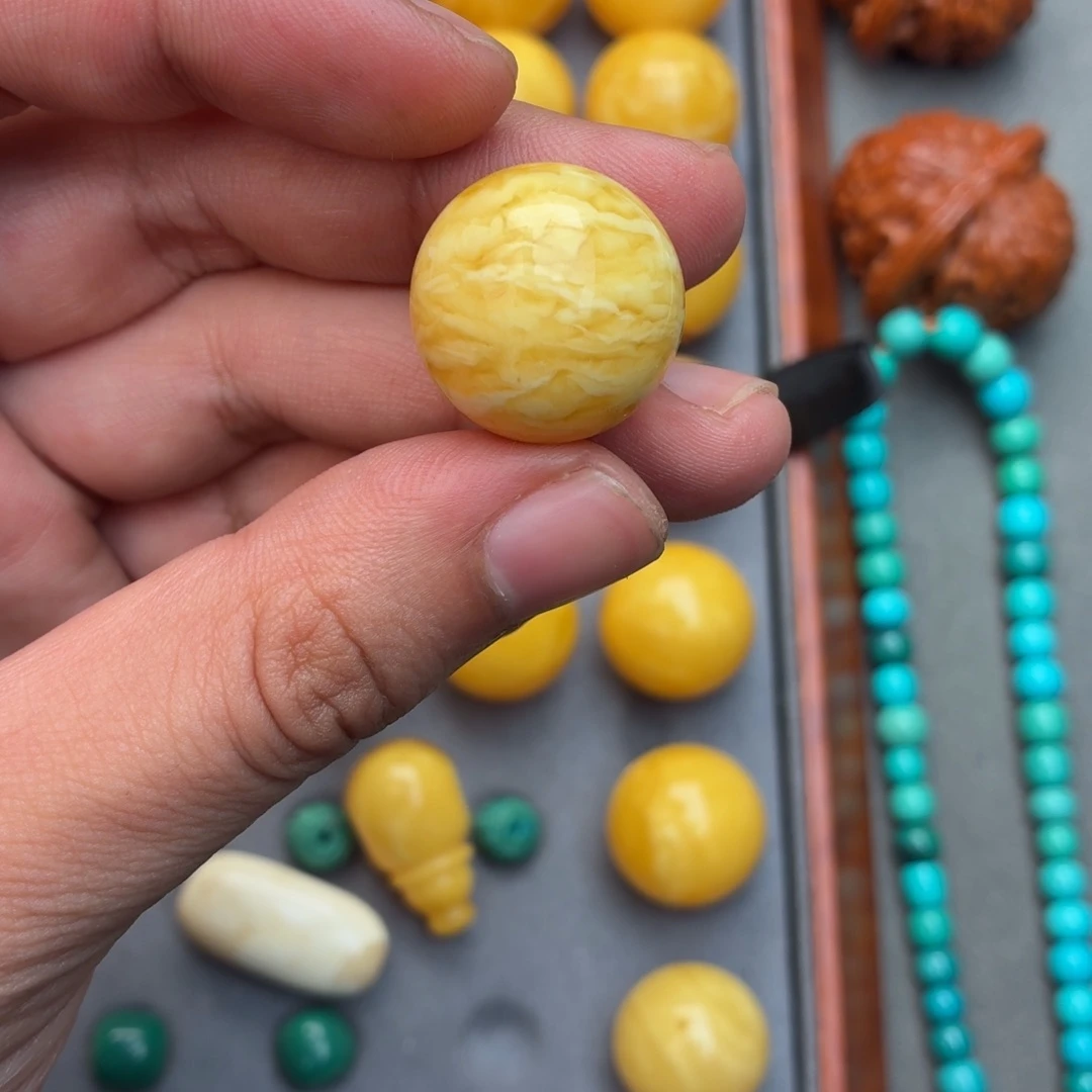 琥珀未镶嵌裸石20