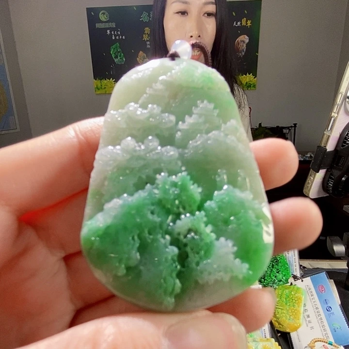 颈饰未镶嵌翡翠翡翠