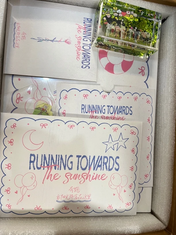 官方正品TF家族四代奔跑2奔跑当阳光降落在这里无卡全套