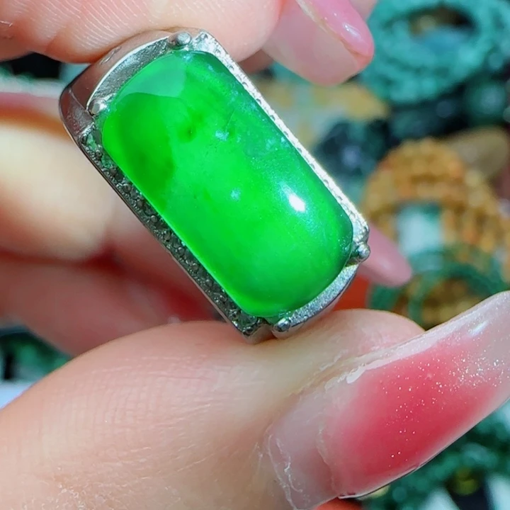 翡翠未镶嵌颈饰天然A货37