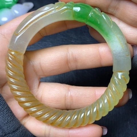 白玉菩提吊坠摆件