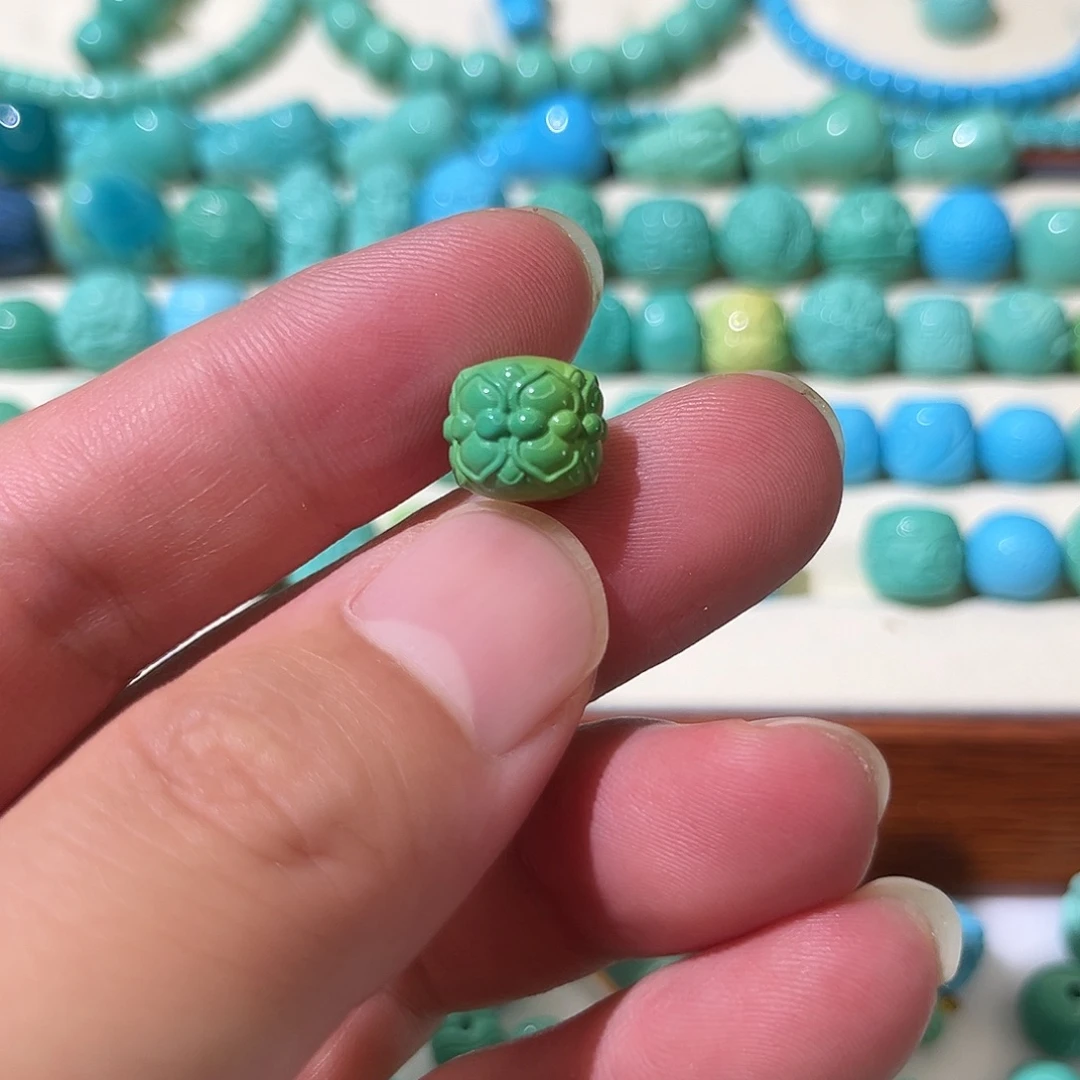 菜籽黄并蒂莲花直径11