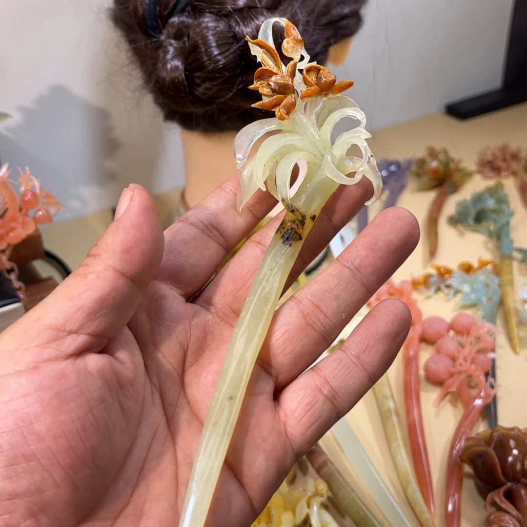 摘***星蛇纹石玉合金发簪