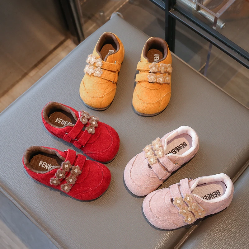 儿童运动鞋2025春秋新款宝宝软底花朵磨砂板鞋女童糖果色德训鞋潮