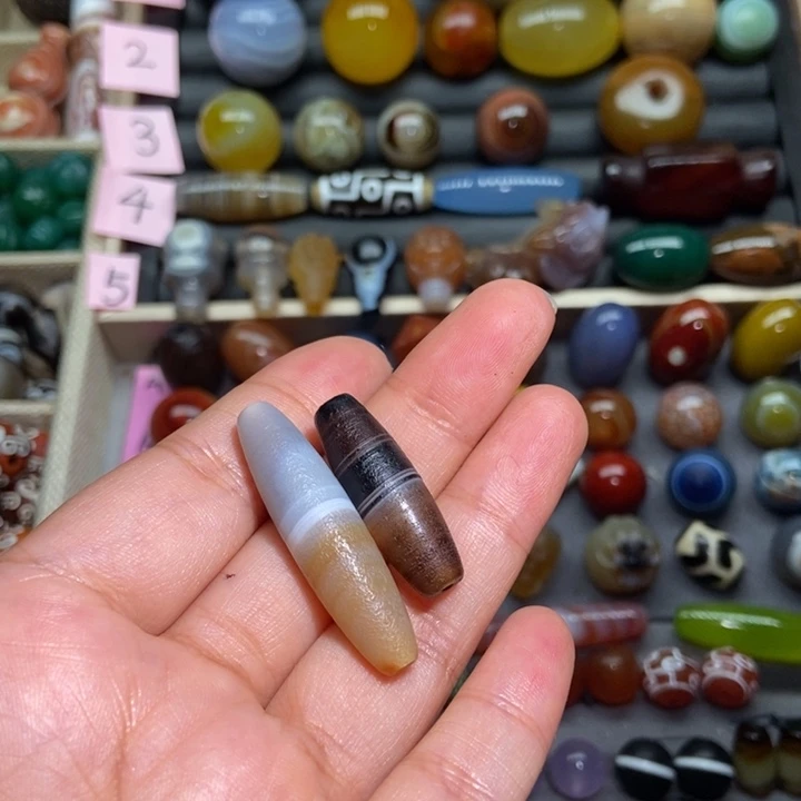 玛瑙/玉髓配珠未镶嵌s****a