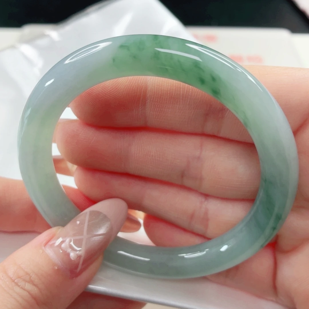 翡翠未镶嵌手镯54.7x597