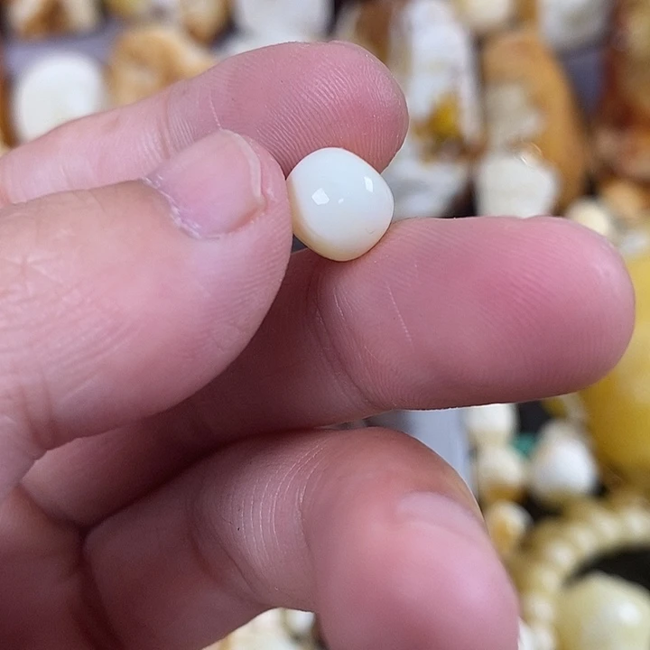 琥珀未镶嵌珠宝奇石我