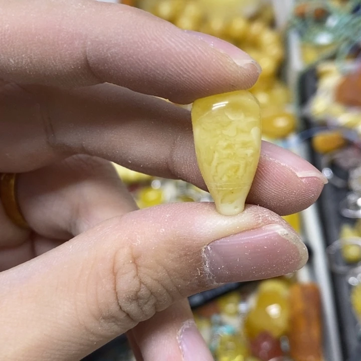 未镶嵌蜜蜡裸石吊坠