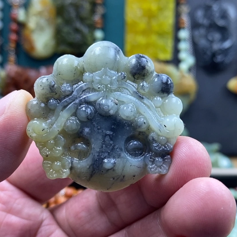 【闪购商品】未镶嵌蛇纹石玉吊坠