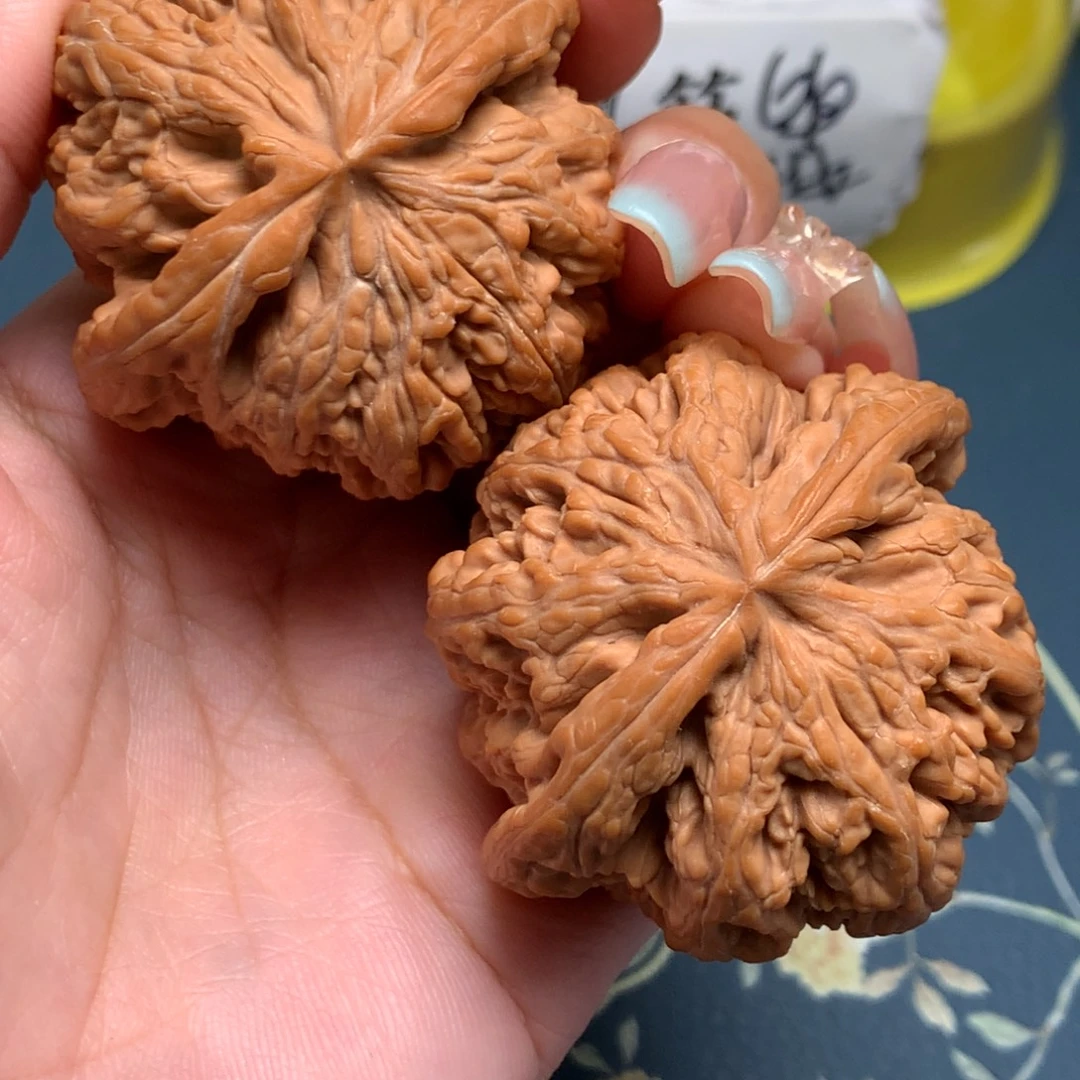 朱***³文玩核桃把件47-29036-8