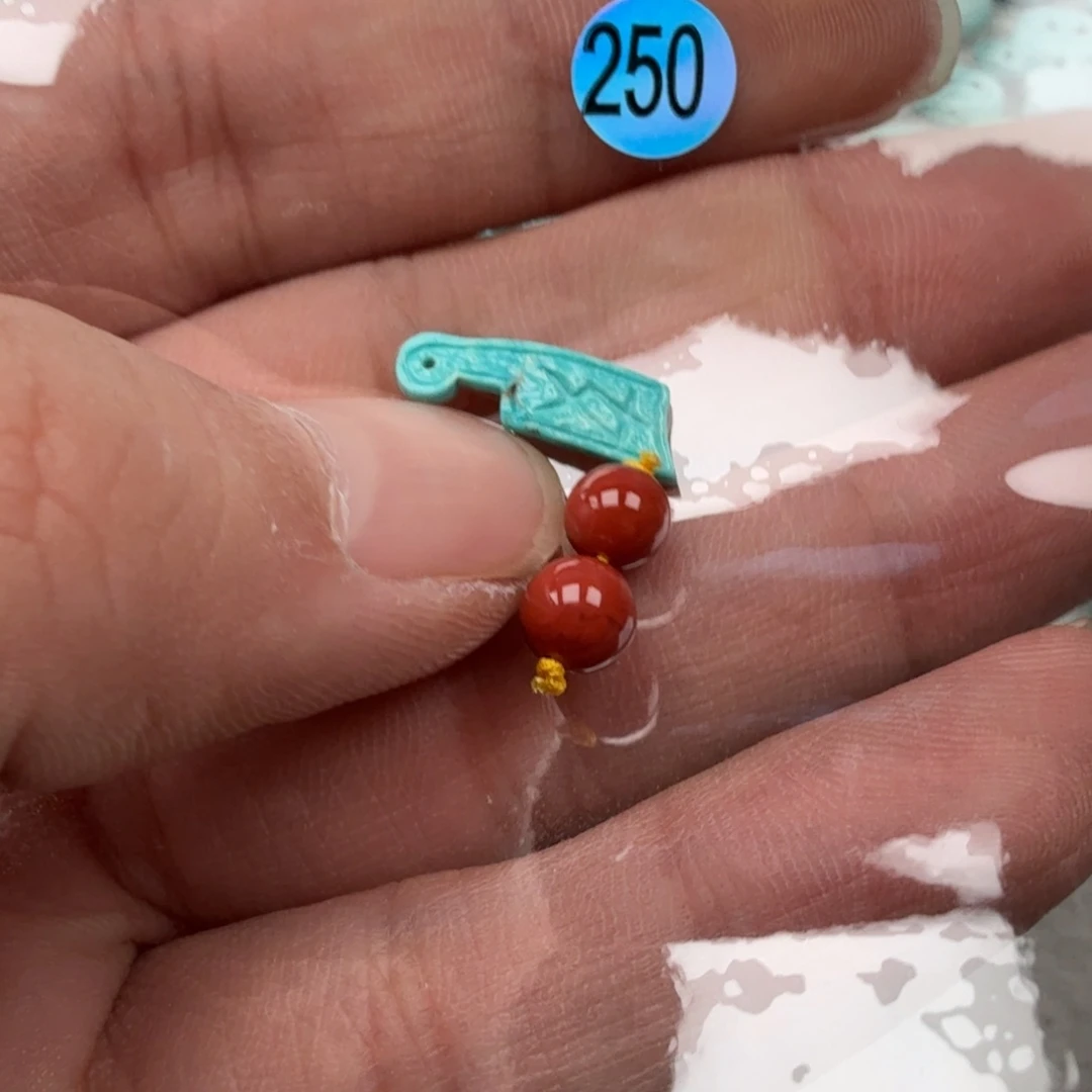 南红玛瑙未镶嵌珠宝奇石