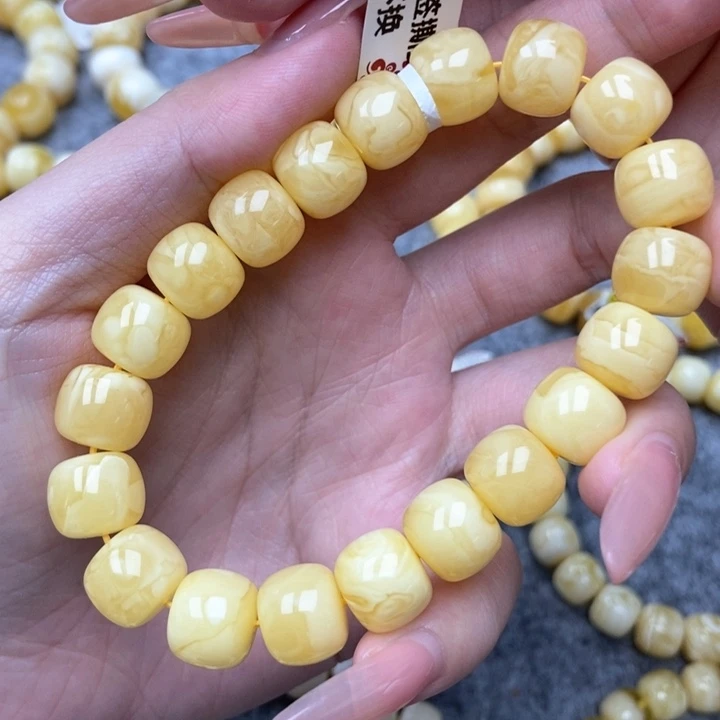 琥珀未镶嵌珠宝奇石11