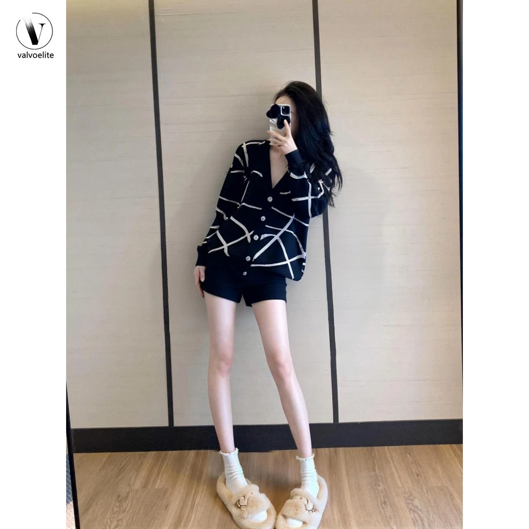 VALVOELITE秋冬2025新款高端针织开衫新款今年流行的女士上衣宽松