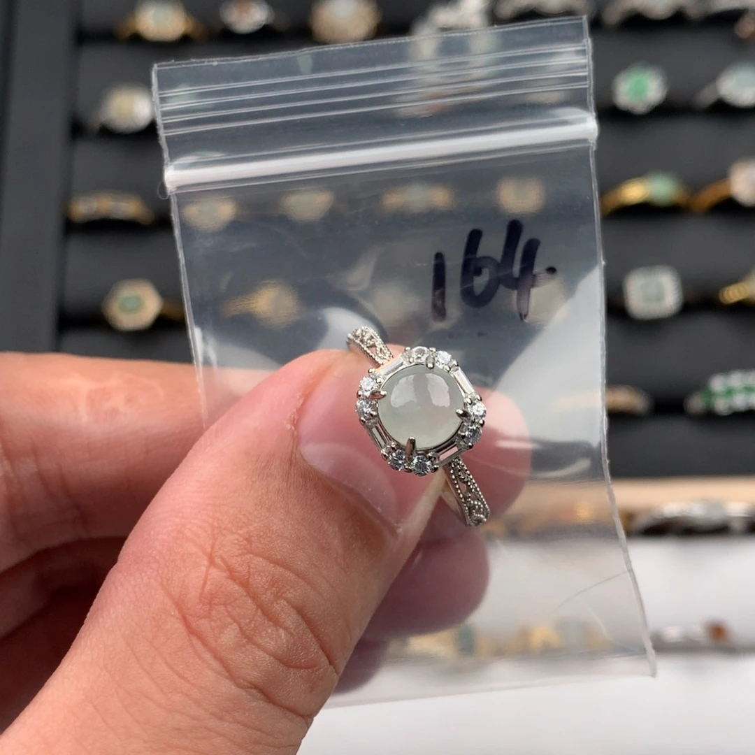 翡翠未镶嵌戒圈164
