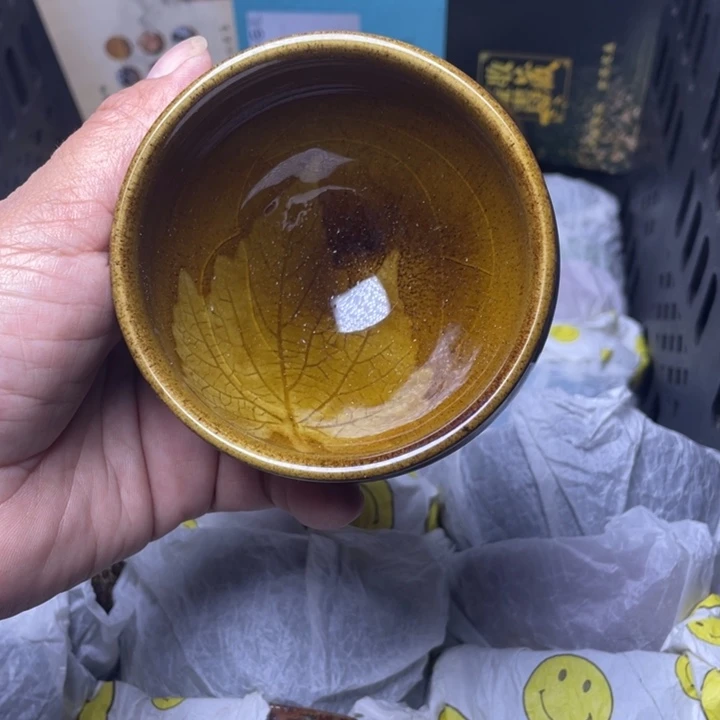 茶盏你不用来找他哦