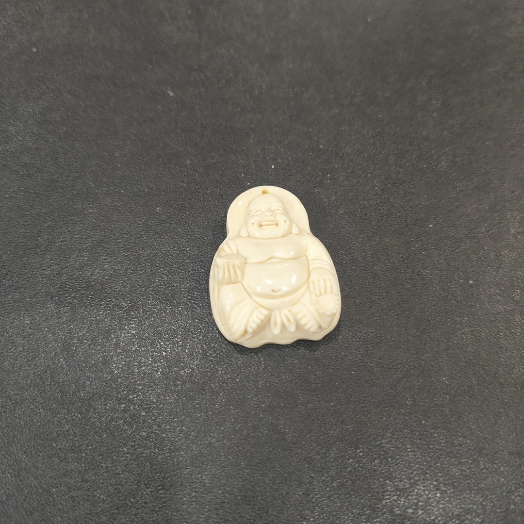 猛犸约5.8克雕刻件ZL4415