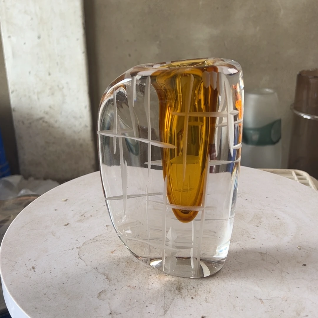 弘扬琉璃花器微瑕高度20