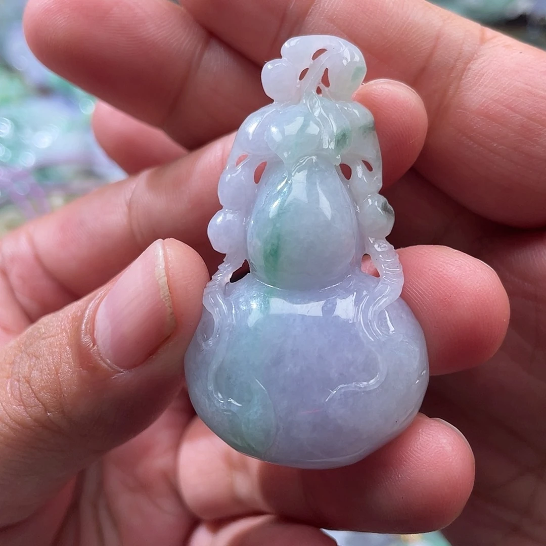 翡翠未镶嵌颈饰翡玉缘翡翠