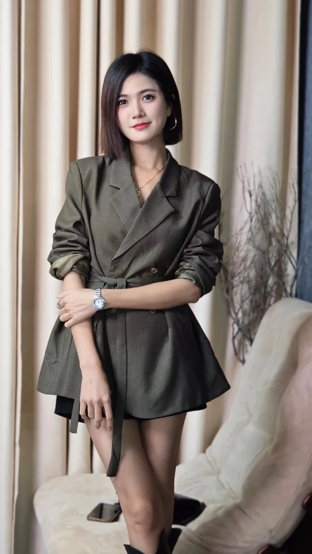 韩版高级感百搭简约气质通勤口袋西装外套9706