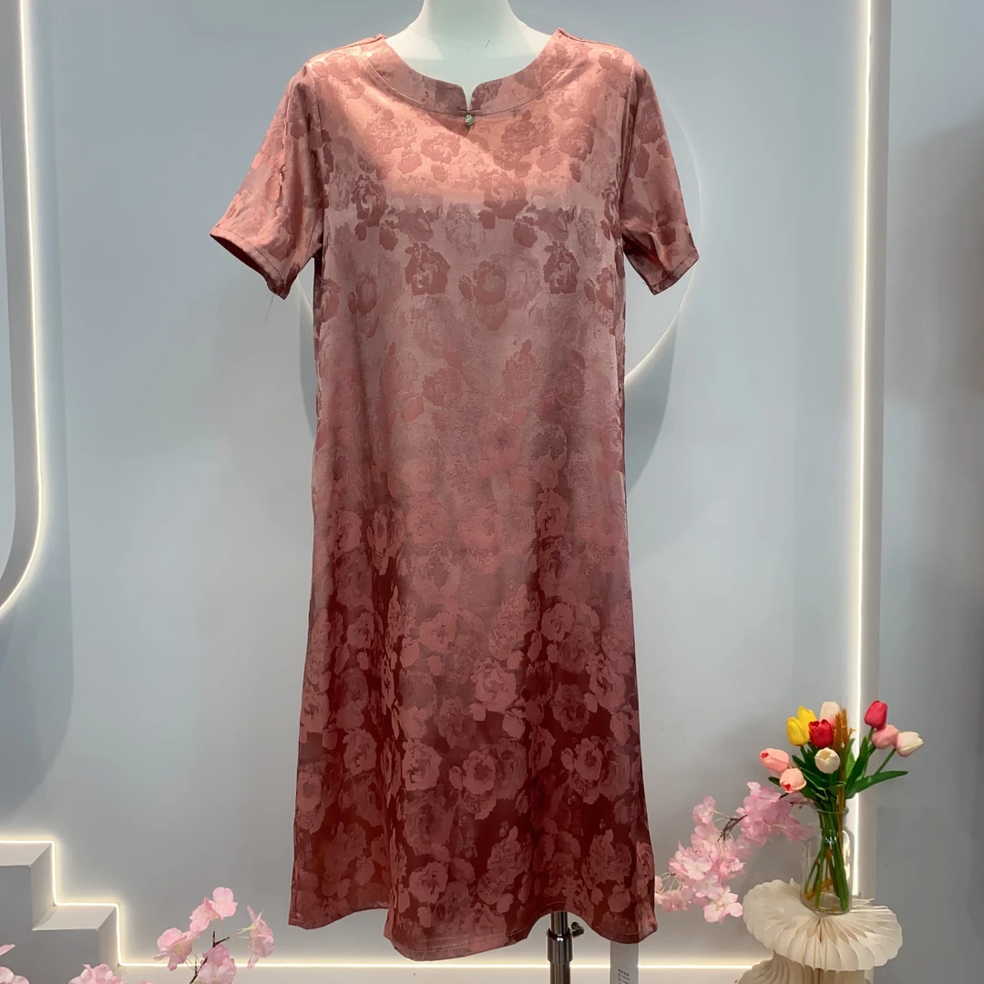 2004  清 新款高品质时尚气质直筒连衣裙