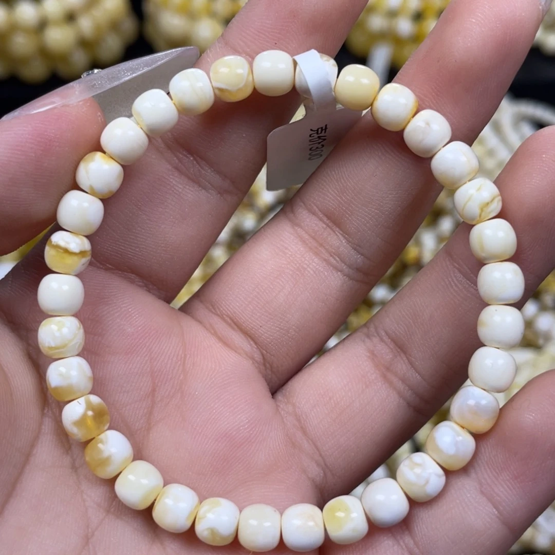 蜜蜡未镶嵌珠宝奇石6m