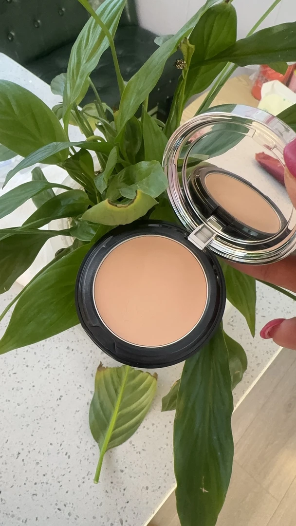 ZFC魅师无痕粉底膏