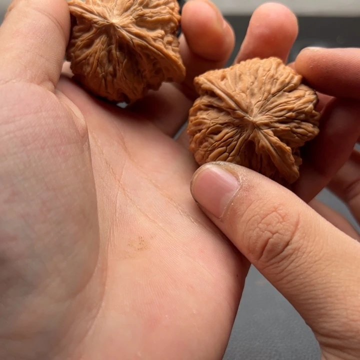 文玩核桃吊坠T**g101核桃