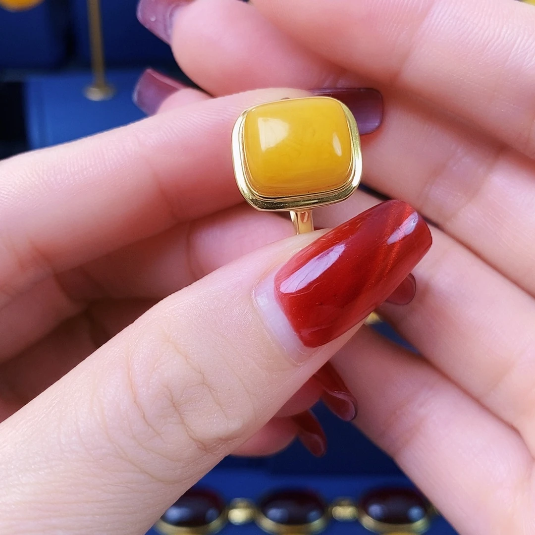 银S925镀金镶嵌蜜蜡戒指