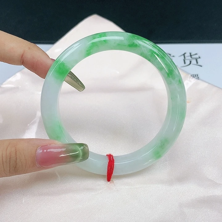 翡翠未镶嵌手镯圈59，64052