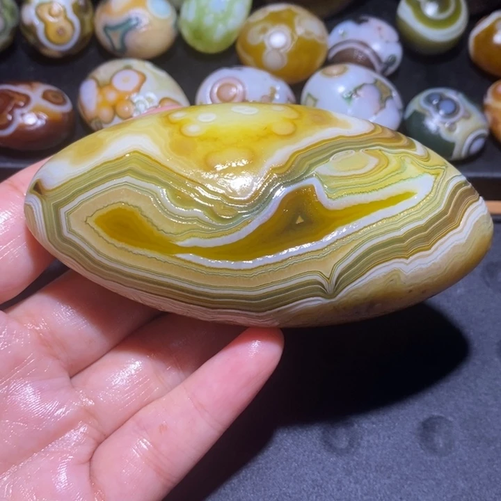 未镶嵌玛瑙/玉髓珠宝半成品104