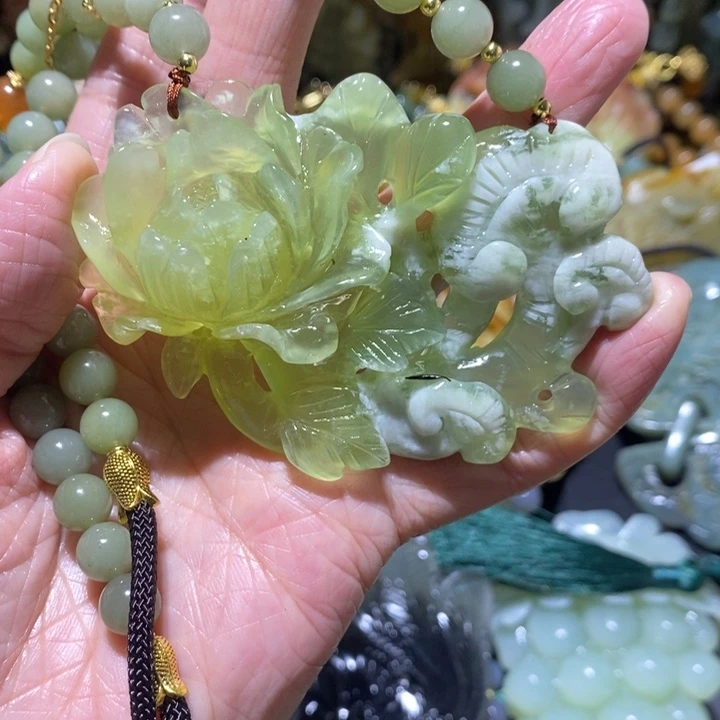 岫玉岫玉吊坠未镶嵌