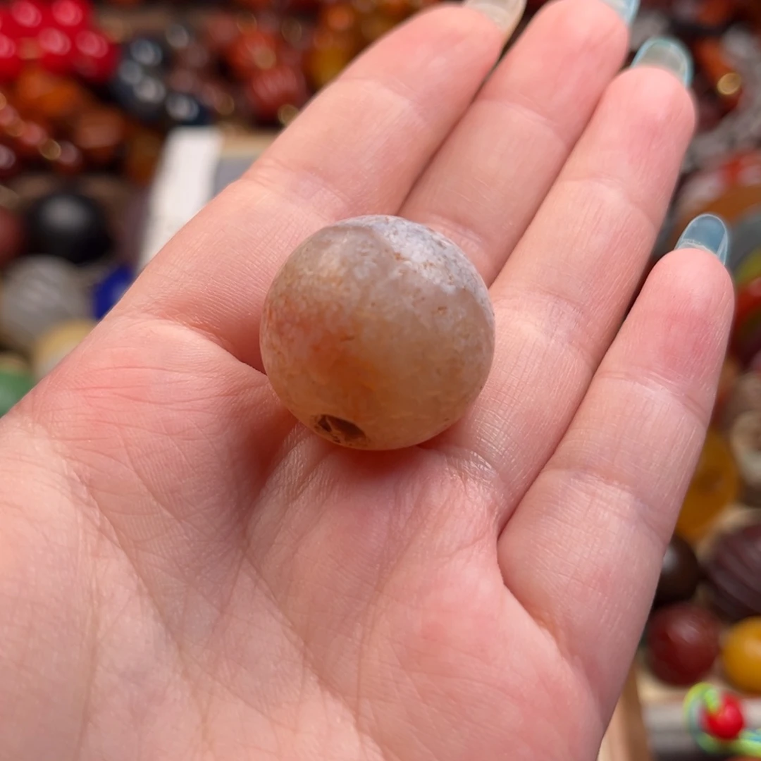 赵***国玛瑙/玉髓颈饰未镶嵌