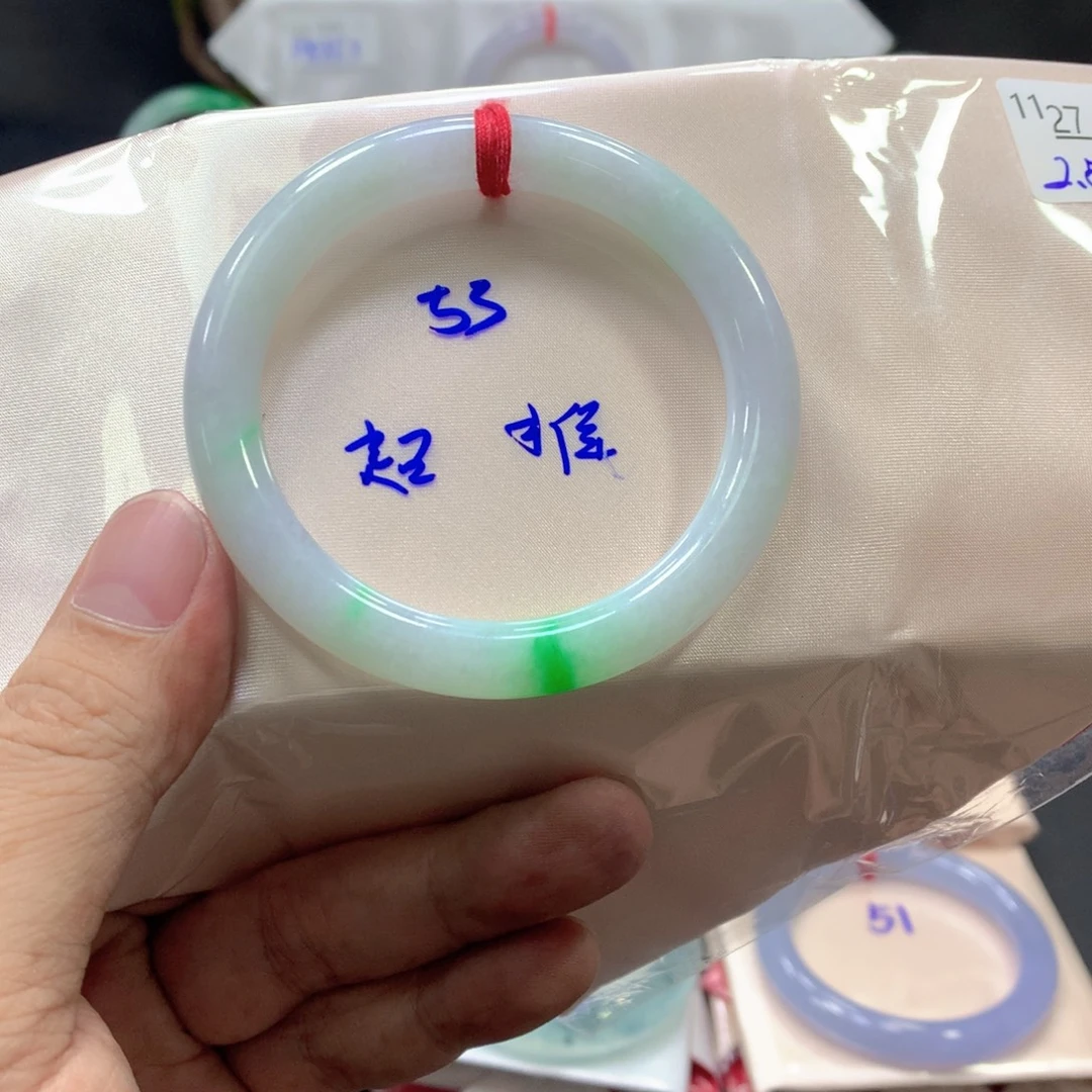 翡翠未镶嵌手镯翡翠